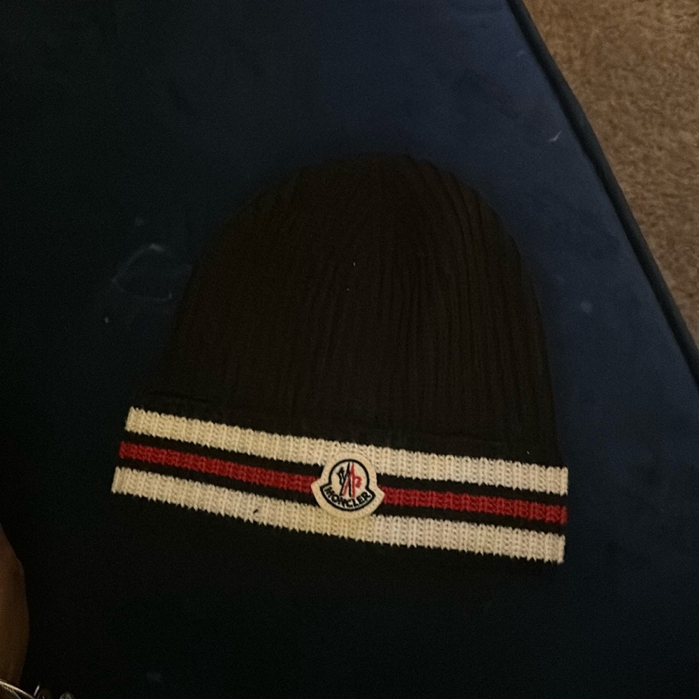Dark blue monclear beanie